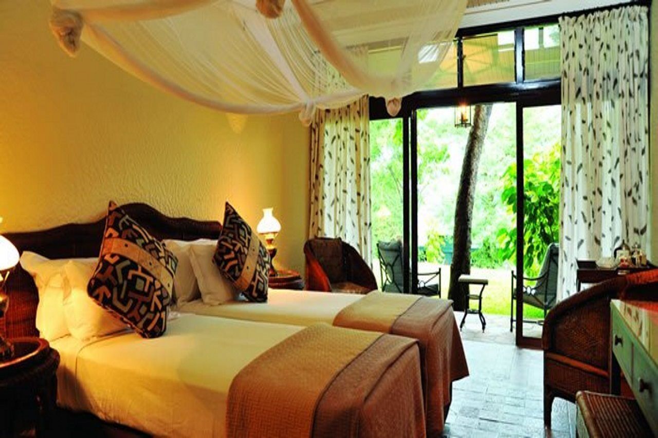 Bumi Hills Safari Lodge Buitenkant foto
